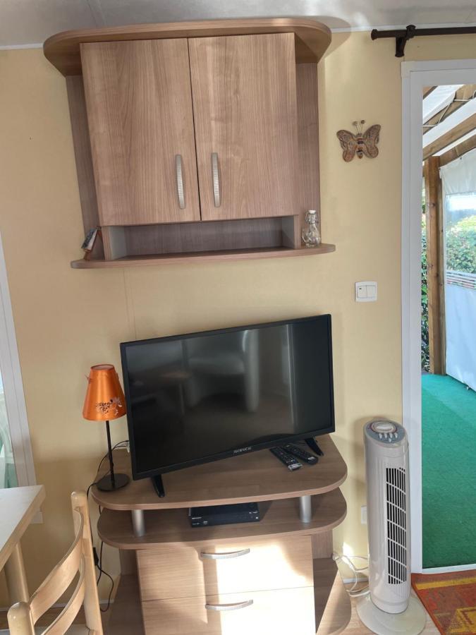 Mobil Home Parfait Etat Sur Camping Arvert Exterior photo